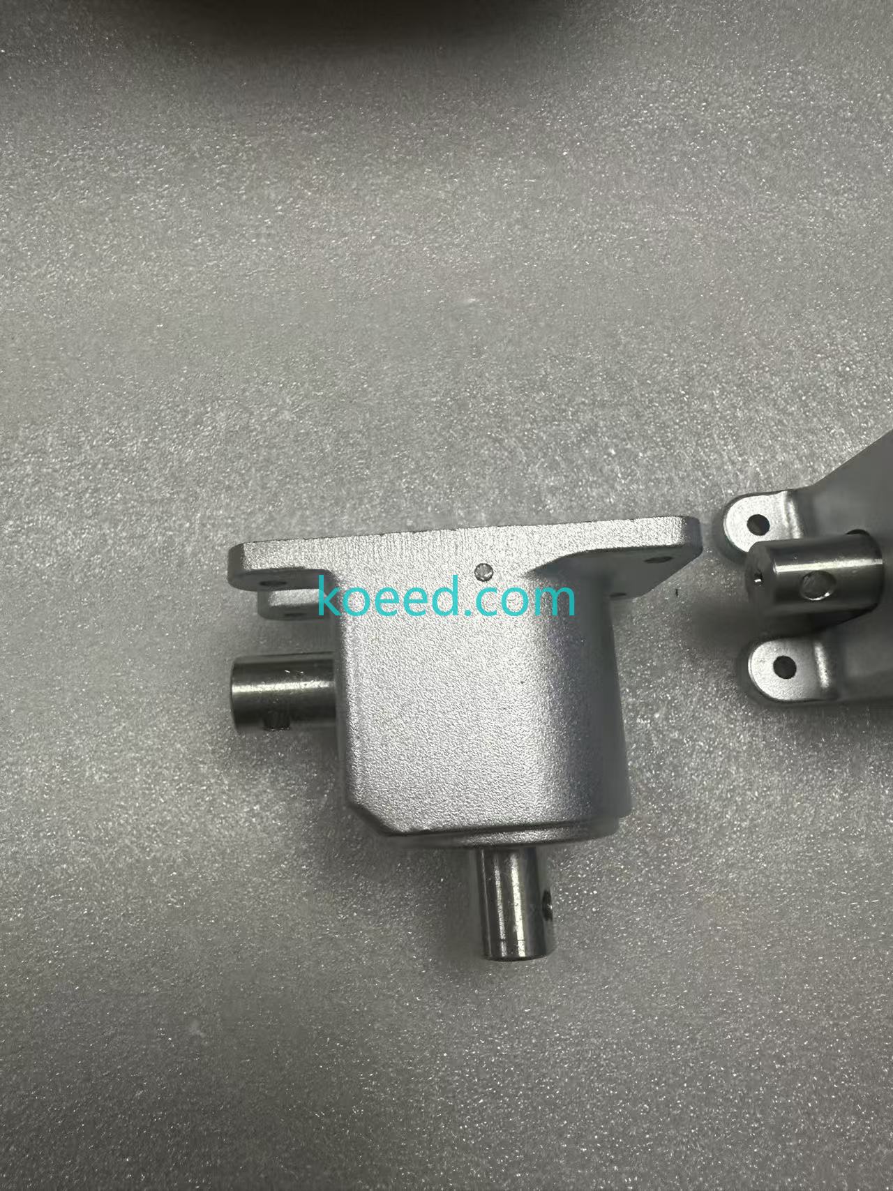 Right angle steering gear - Koeed Fashion View